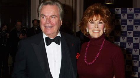 Jill St. John, Robert Wagner's Wife: 5 Fast Facts