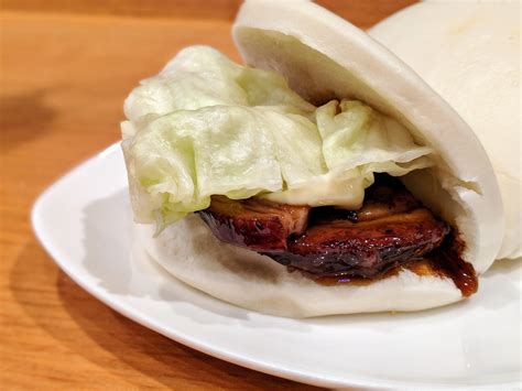 [i Ate] Pork Belly Bun R Food