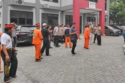 Buntut Asn Pamer Nomor Jawara Bekasi Serbu Kantor Bawaslu Kota