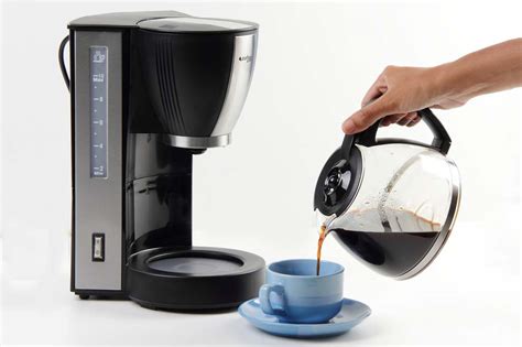 Descubre cómo elegir la mejor cafetera para disfrutar de un café de