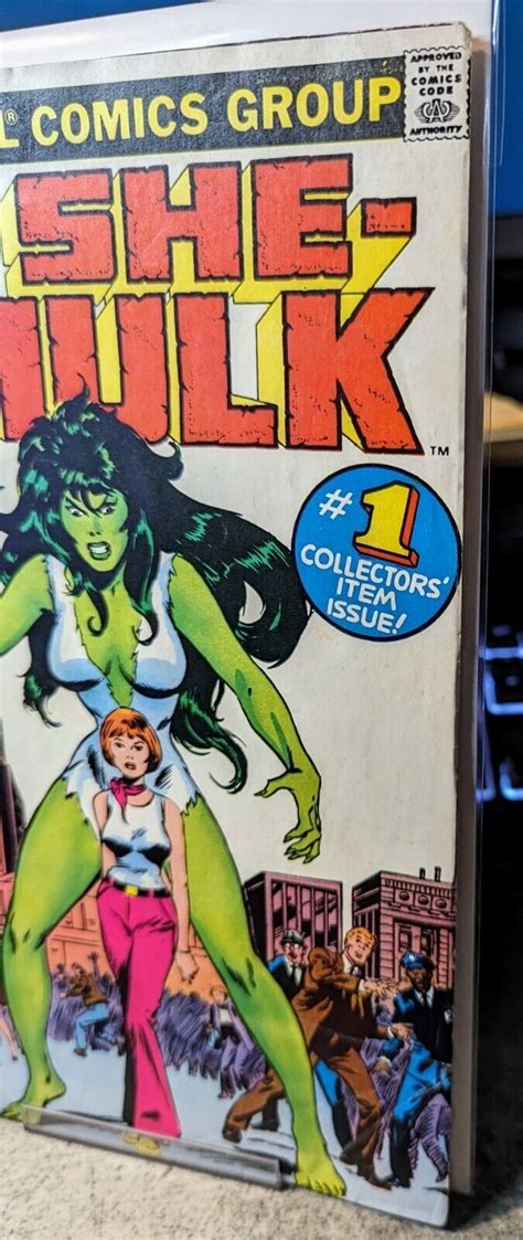 Savage She Hulk Newsstand Variant Marvel Combine Ship Comic