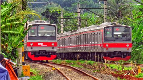 Hunting Di Bulan Ramadhanbanyaknya Krl Keluar Masuk Di Siang Hari