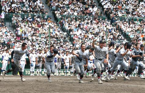 【甲子園】仙台育英が初v王手、2年橋本航河が3安打3打点、投げても「2年生投手リレー」 高校野球夏の甲子園写真ニュース 日刊スポーツ