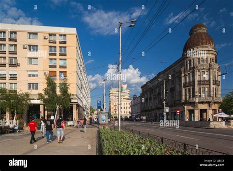 Romania, Moldavia, Iasi, Piata Unirii Square Stock Photo - Alamy