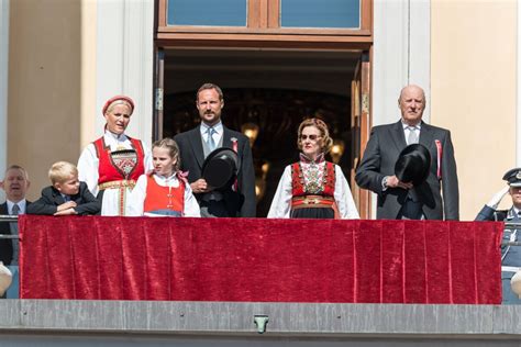 Photo Le Prince Sverre Magnus La Princesse Mette Marit La Princesse