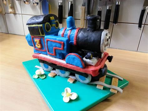 Thomas The Tank Engine - CakeCentral.com