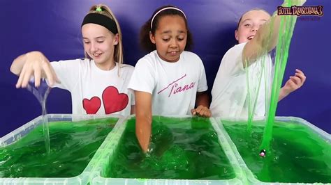 Slime Baff Toy Challenge Game Hotel Transylvania 3 Toys Andme