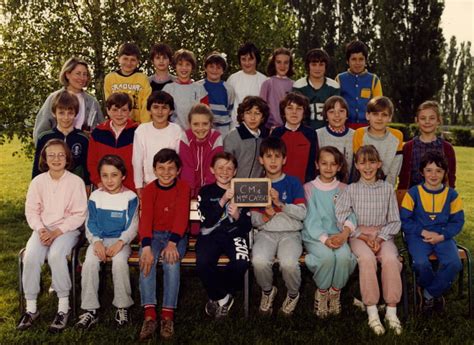 Photo De Classe Cm1 De 1985 Ecole Pierre Brossolette Copains Davant