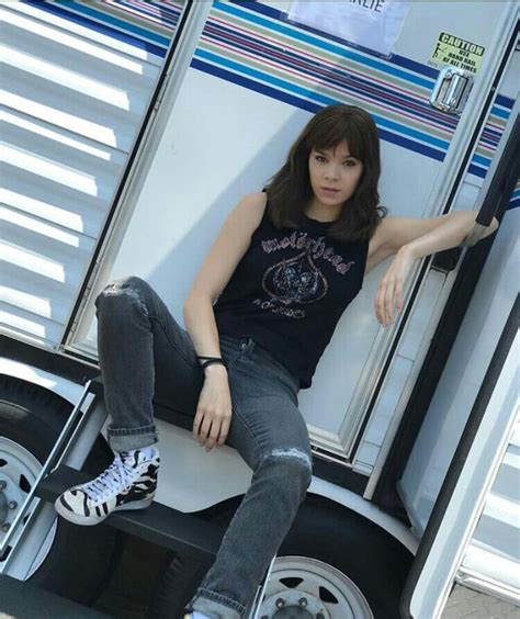 Hailee Steinfeld Reveals The Name Of Her Transformers Universe Bumblebee Film Character