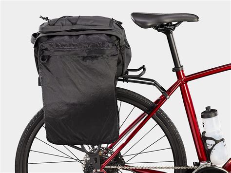 Bontrager Mik Utility Trunk Bag With Panniers Treknology Bikes 3