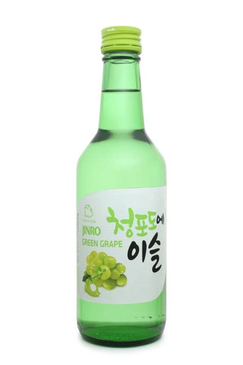 12 Best Soju Flavors To Drink