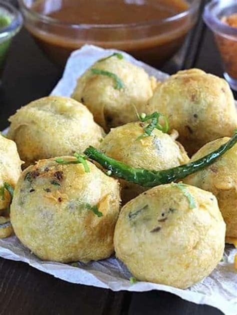 Best Batata Vada And Vada Pav Cook With Kushi