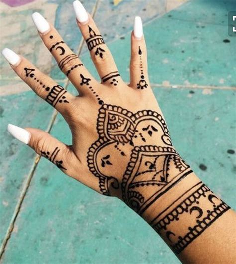 Kendall Kylie Preferences Henna Tattoo Hand Henna Tattoo Designs