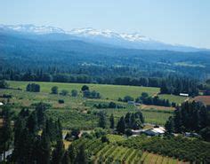 Wine tasting ~ El Dorado county wineries, near Placerville, CA, on the ...