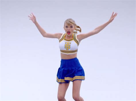 Taylor Swift Shake It Off Music Video Stills 08 Gotceleb