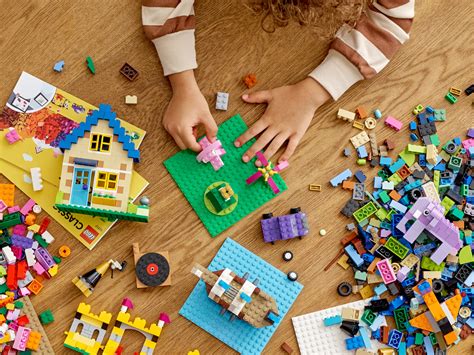 Build A Story With Lego® Bricks For Families