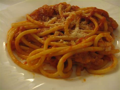 Bucatini All Amatriciana At The Heart Of Roman Cuisine Roman Recipes