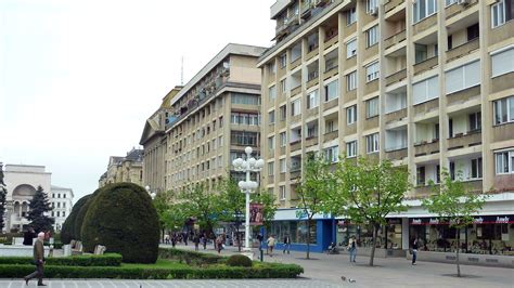 Ph 2012 04 25 11h26 Timisoara Piata Victoriei Bâtiment r Flickr