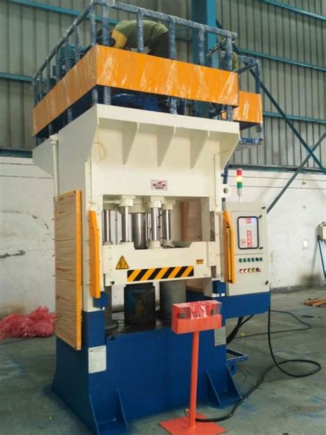 Santec Automatic Hydraulic Deep Draw Press Capacity 30 To 2000 Ton At