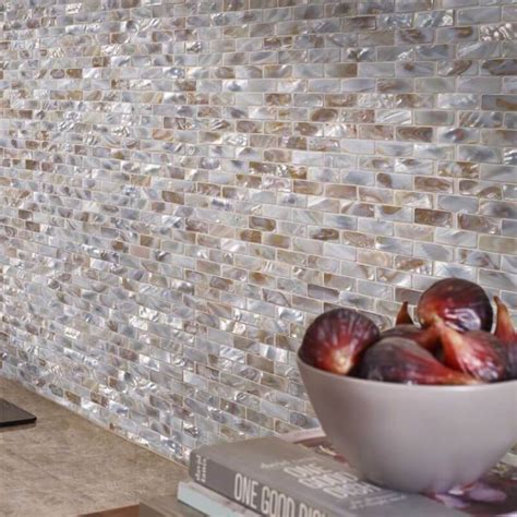 Timeless Glass Tile Backsplashes That Never Go Out Of Style