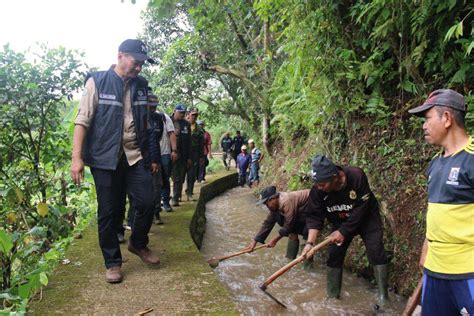 Posko Bencana Pemdaprov Jabar Bantu Korban Gempa Cugenang