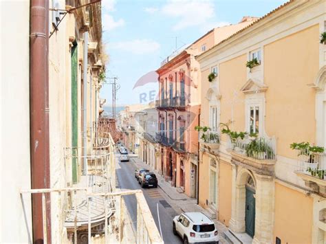 Vendita Terratetto Plurifamiliare In Via Ecce Homo Ragusa Da