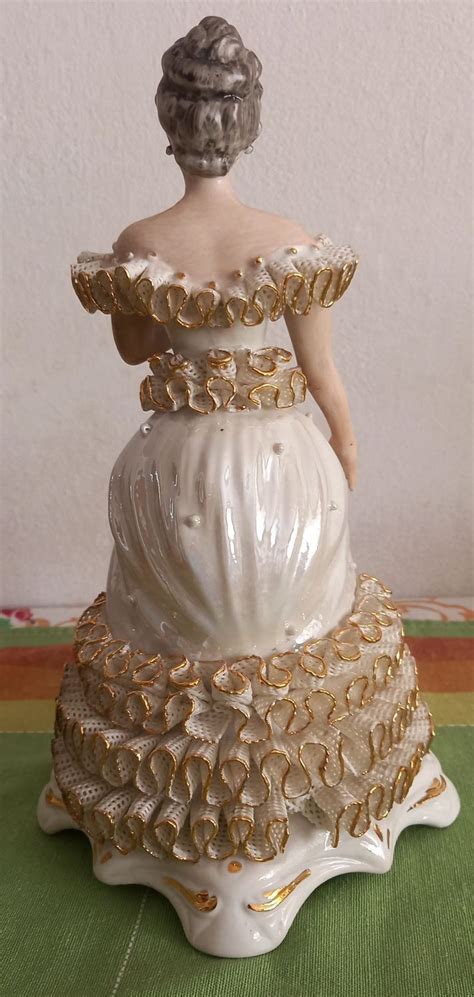 Porcelanowa Figurka Roceram Panna Z Parasolk Warszawa Mokot W Olx Pl