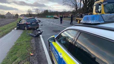 Unfall Zwischen Auto Und Lkw Auf B In Salzbergen Noz