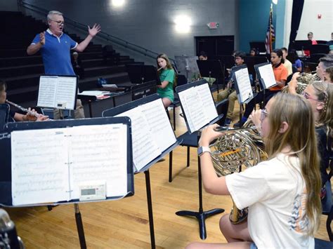 Montgomery Ridge Intermediate School wind ensemble to play for ...