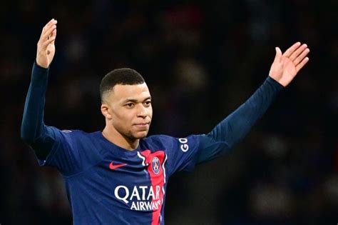 Kylian Mbappe Makes Incredible 87m Transfer Decision As Chelsea Give Green Light To Shock Talks