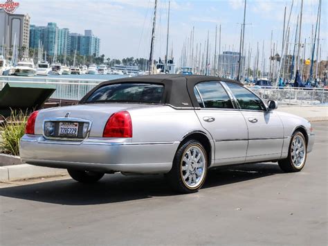 2011 Lincoln Town Car For Sale Cc 1019982