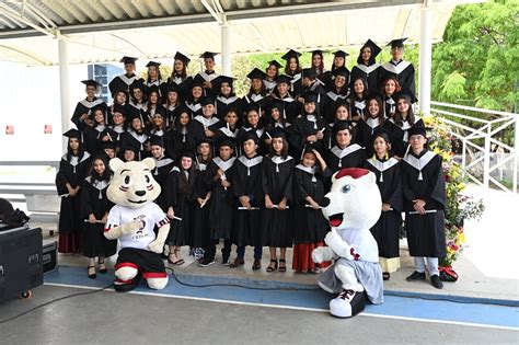 Se Graduan Estudiantes Del Cbtis 65 De La Generación 2021 2024