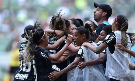 Corinthians Goleia Palmeiras E Vai Final Do Brasileir O