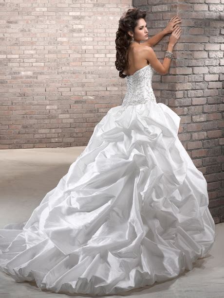 Taffeta ball gowns - Natalie