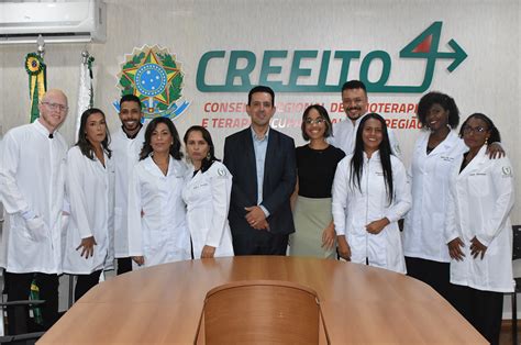 CREFITO 4 MG recebe acadêmicos da Anhanguera para cerimônia do Jaleco