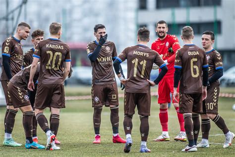 Garbarnia Kraków Trzy kolejki do końca rozgrywek II ligi Jakie szanse