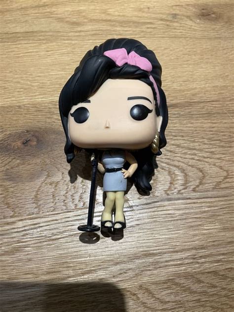 Amy Winehouse Figurine Pop Kaufen Auf Ricardo