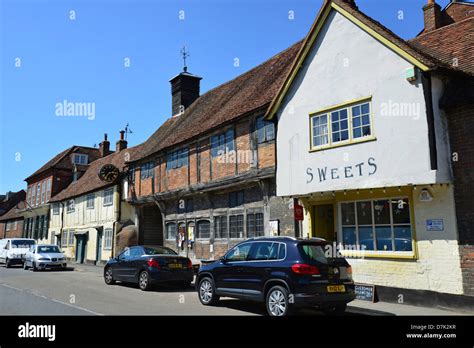 West Wycombe Village Hi Res Stock Photography And Images Alamy