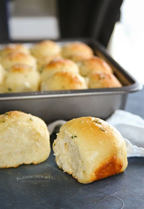 30 Minute Garlic Parmesan Dinner Rolls The Perfect Bread Recipe To