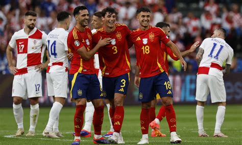 España despeja las dudas al golear 3 0 a Croacia en la Euro La Verdad