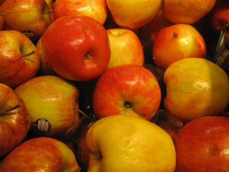 Apples, Honeycrisp Fruit, Fresh Food Database