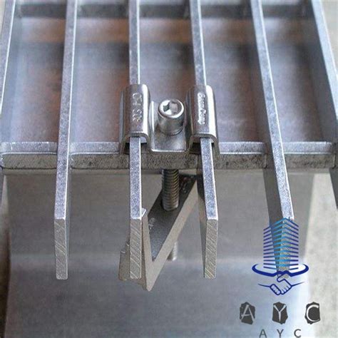 Galvanized Grating Clips Fixing Clip Xtg006 Xt China Manufacturer