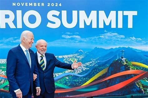 Família de Biden visita o Cristo Redentor durante o G20 CNN Brasil