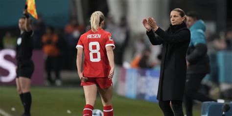 Frauen WM Das Sagt Nati Trainerin Grings Nach Achtelfinal Einzug