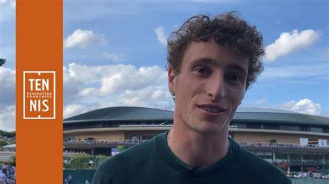 Ugo Humbert après sa victoire au 1er tour de Wimbledon FFT YouTube