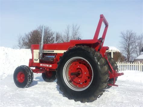 1972 Farmall 1468 At Gone Farmin Tractor Spring Classic 2014 As S68