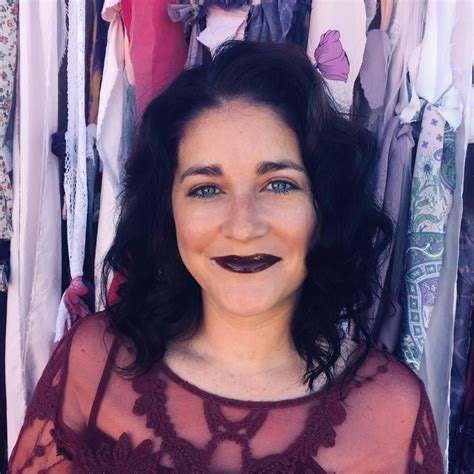 Independent Scentsy Consultant Leah Collier