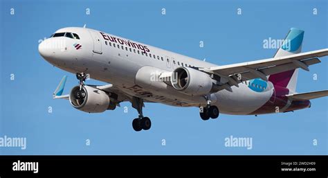 Tenerife Spain January 17 St 2024 Airbus A320 214 Eurowings Airlines