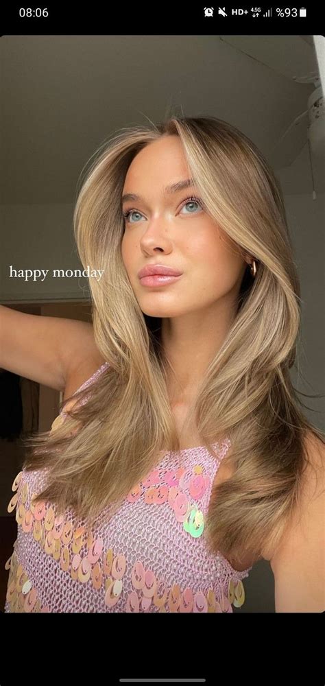 Pin By ♡ On Saç Honey Blonde Hair Light Hair Blonde Hair Looks