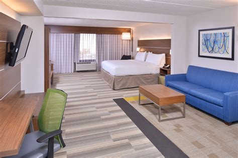 Holiday Inn Express Hotel & Suites Indianapolis Dtn-Conv Ctr, an IHG ...